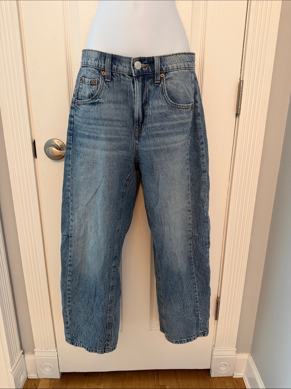 Women's Barrel Jeans